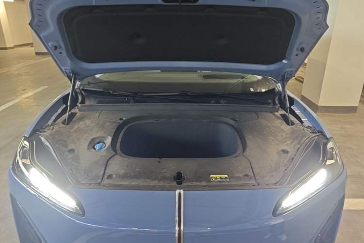 Used Hongqi Tiangong 06 2025 660 4x4 Smart Selection Edition Engine Bay