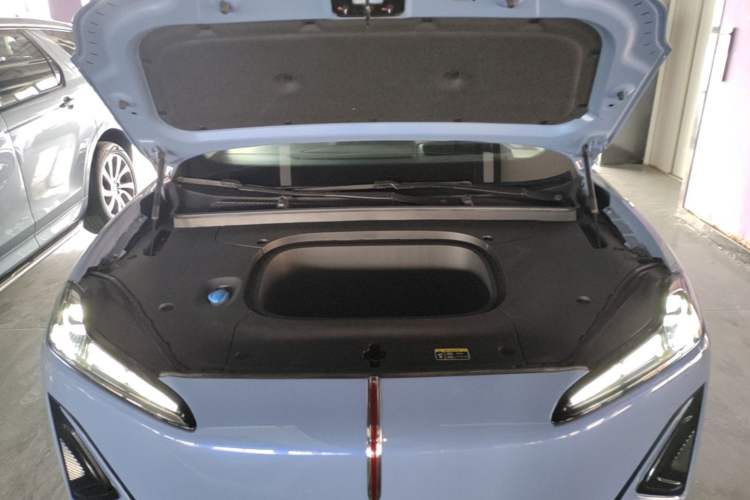 Used Hongqi Tiangong 06 2025 660 4x4 Smart Selection Edition Engine Bay