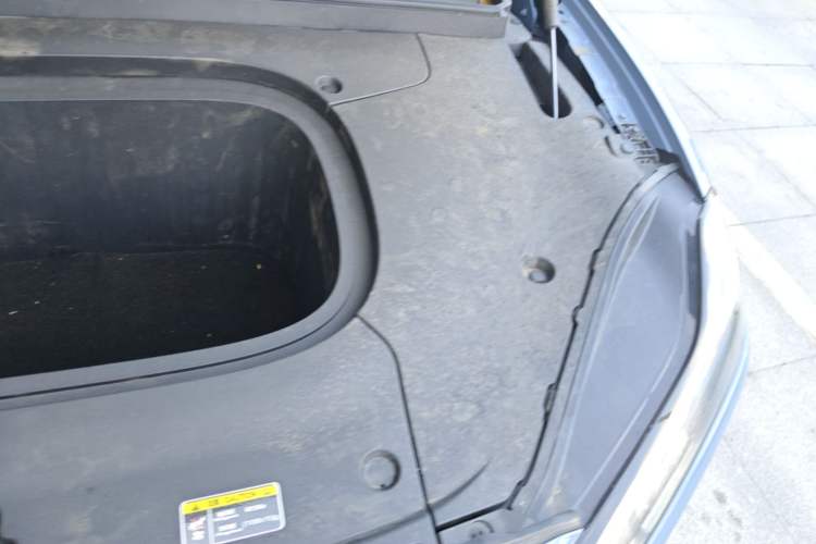 Used Hongqi Tiangong 06 2025 660 4x4 Smart Selection Edition Engine Bay Left