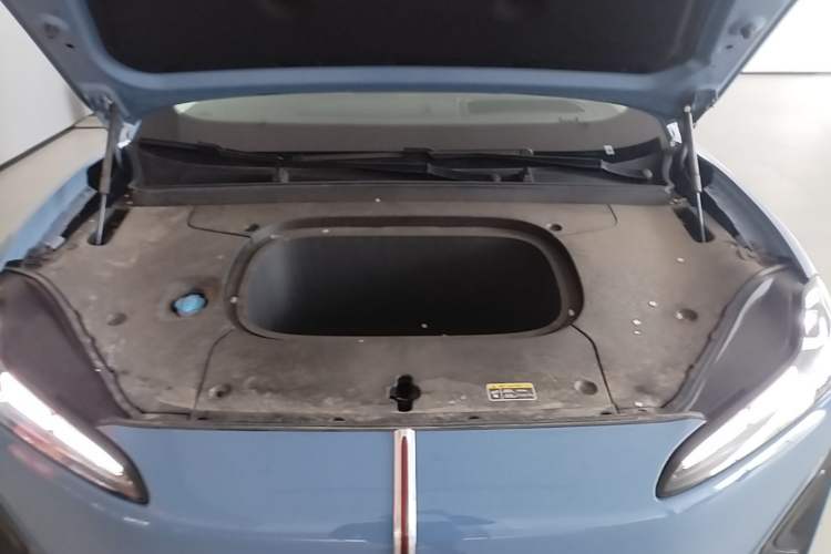 Used Hongqi Tiangong 06 2025 660 4x4 Smart Selection Edition Engine Bay