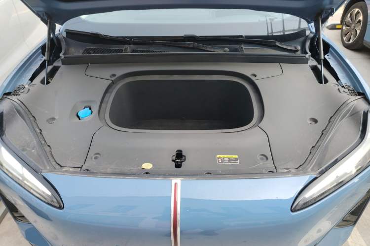 Used Hongqi Tiangong 06 2025 660 4x4 Smart Selection Edition Engine Bay