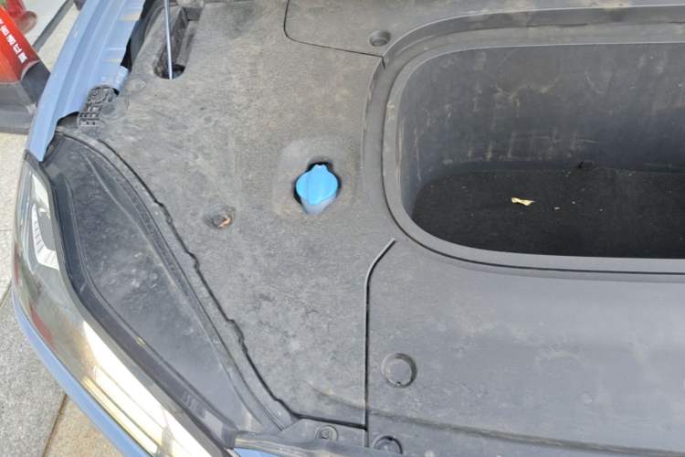Used Hongqi Tiangong 06 2025 660 4x4 Smart Selection Edition Engine Bay Right