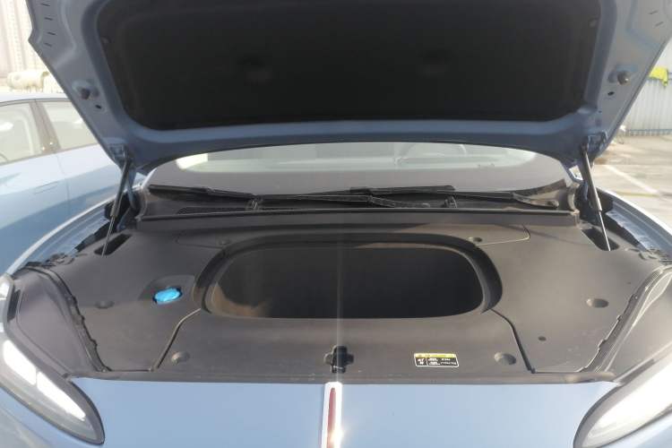 Used Hongqi Tiangong 06 2025 660 4x4 Smart Selection Edition Engine Bay