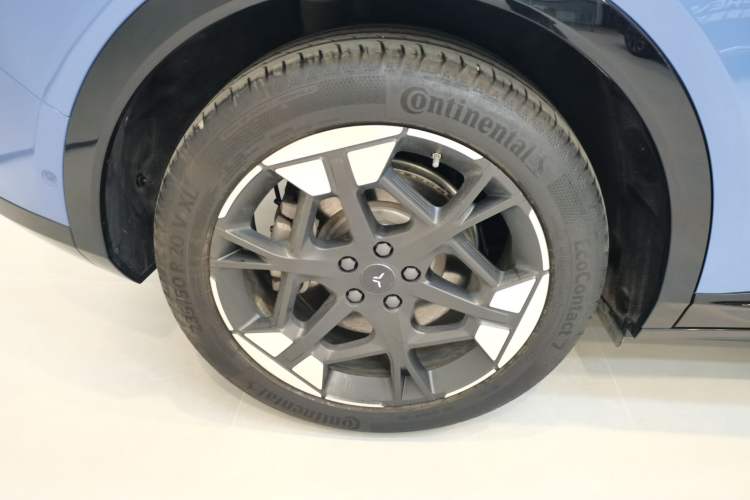 Used Hongqi Tiangong 06 2025 660 4x4 Smart Selection Edition Exterior 5