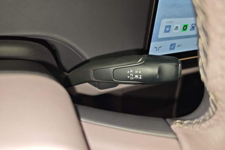 Used Hongqi Tiangong 06 2025 660 4x4 Smart Selection Edition Gear Lever