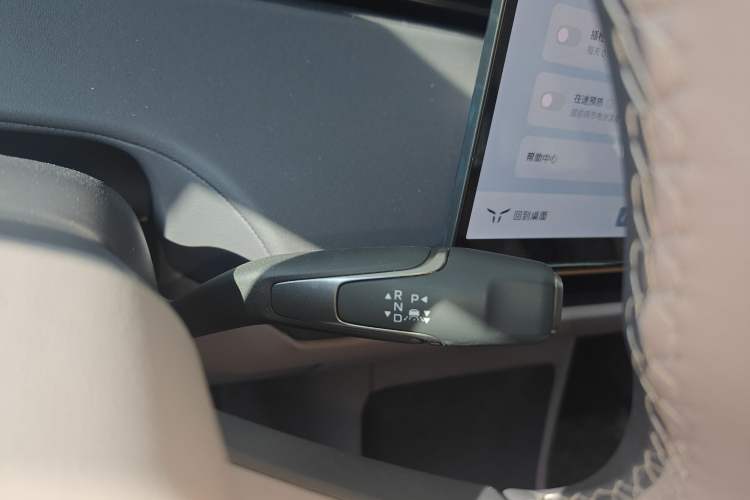 Used Hongqi Tiangong 06 2025 660 4x4 Smart Selection Edition Gear Lever