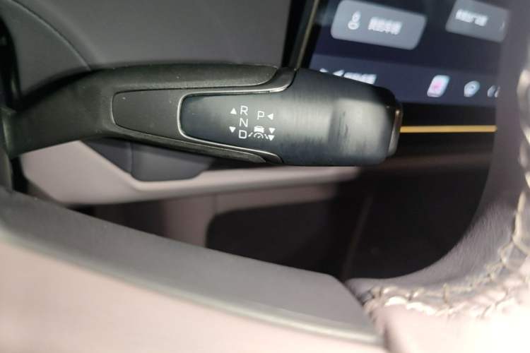 Used Hongqi Tiangong 06 2025 660 4x4 Smart Selection Edition Gear Lever