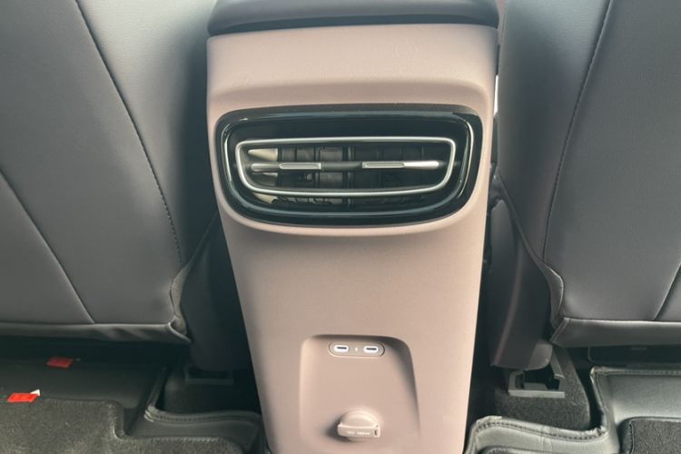Used Hongqi Tiangong 06 2025 660 4x4 Smart Selection Edition Interior 11