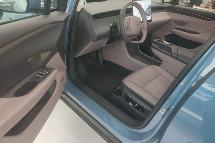 Used Hongqi Tiangong 06 2025 660 4x4 Smart Selection Edition Interior 3