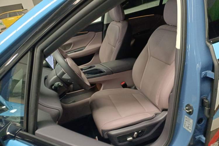 Used Hongqi Tiangong 06 2025 660 4x4 Smart Selection Edition Left Front Seat