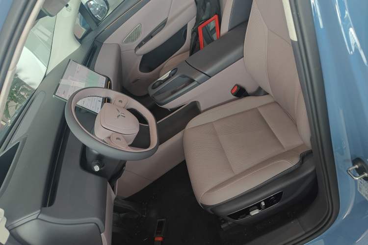 Used Hongqi Tiangong 06 2025 660 4x4 Smart Selection Edition Left Front Seat