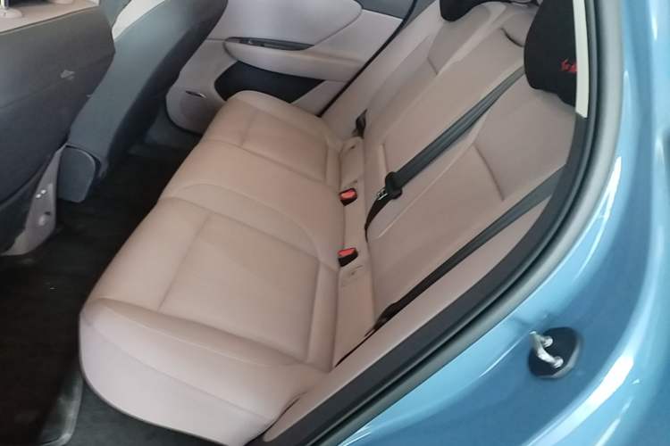 Used Hongqi Tiangong 06 2025 660 4x4 Smart Selection Edition Left Rear Seat
