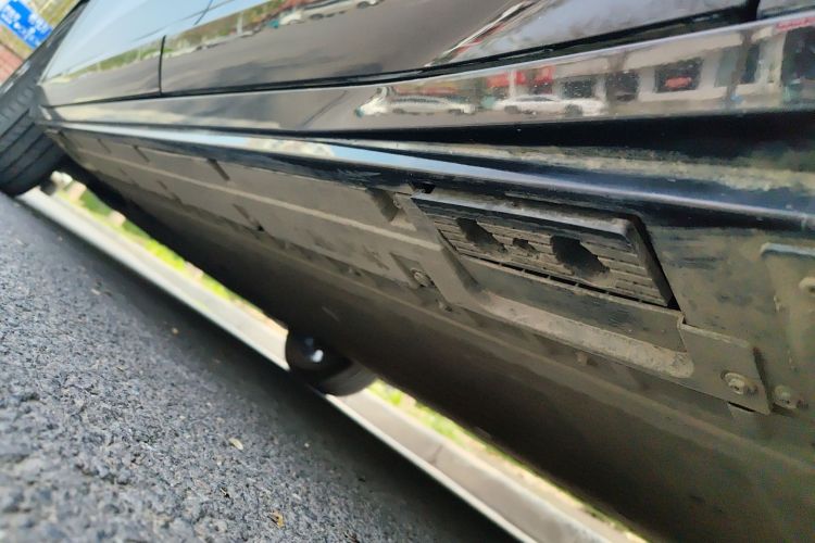 Used Hongqi Tiangong 06 2025 660 4x4 Smart Selection Edition Left Side Sill
