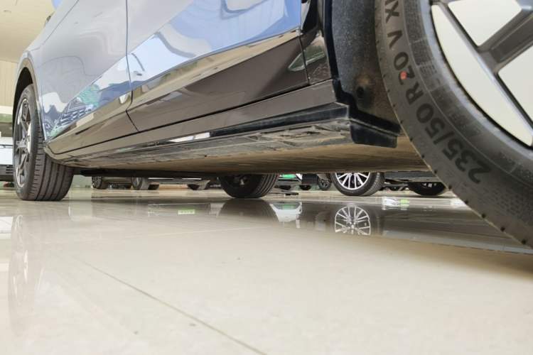 Used Hongqi Tiangong 06 2025 660 4x4 Smart Selection Edition Left Side Sill
