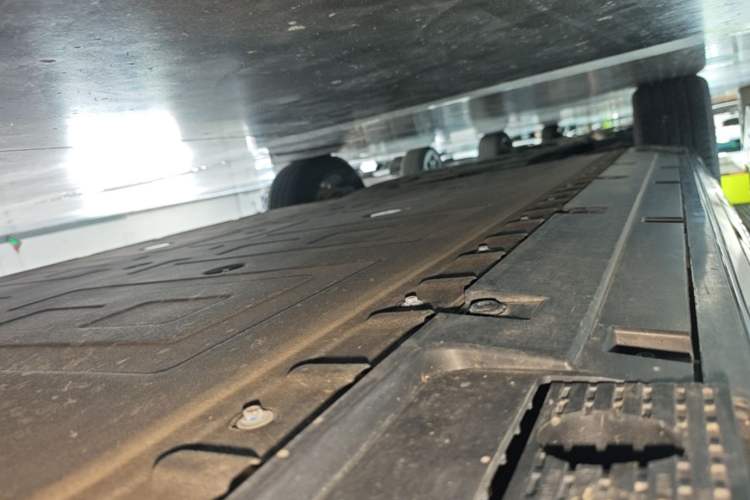Used Hongqi Tiangong 06 2025 660 4x4 Smart Selection Edition Left Side Sill