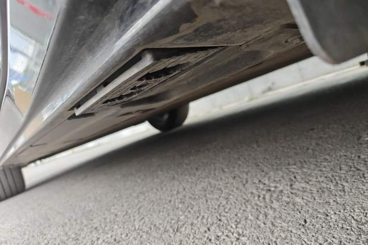 Used Hongqi Tiangong 06 2025 660 4x4 Smart Selection Edition Left Side Sill