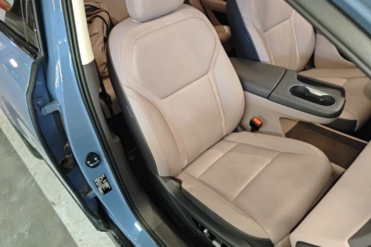 Used Hongqi Tiangong 06 2025 660 4x4 Smart Selection Edition Right Front Seat