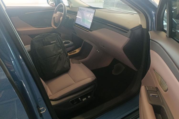 Used Hongqi Tiangong 06 2025 660 4x4 Smart Selection Edition Right Front Seat
