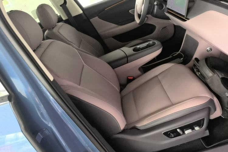 Used Hongqi Tiangong 06 2025 660 4x4 Smart Selection Edition Right Front Seat