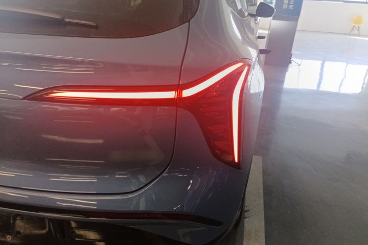 Used Hongqi Tiangong 06 2025 660 4x4 Smart Selection Edition Right Rear Taillight