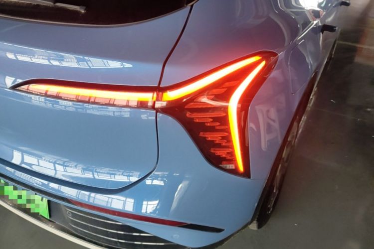 Used Hongqi Tiangong 06 2025 660 4x4 Smart Selection Edition Right Rear Taillight