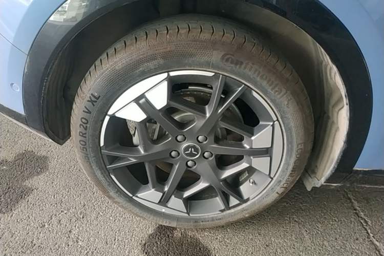 Used Hongqi Tiangong 06 2025 660 4x4 Smart Selection Edition Right Rear Wheel Hub