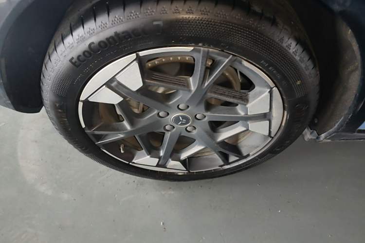 Used Hongqi Tiangong 06 2025 660 4x4 Smart Selection Edition Right Rear Wheel Hub