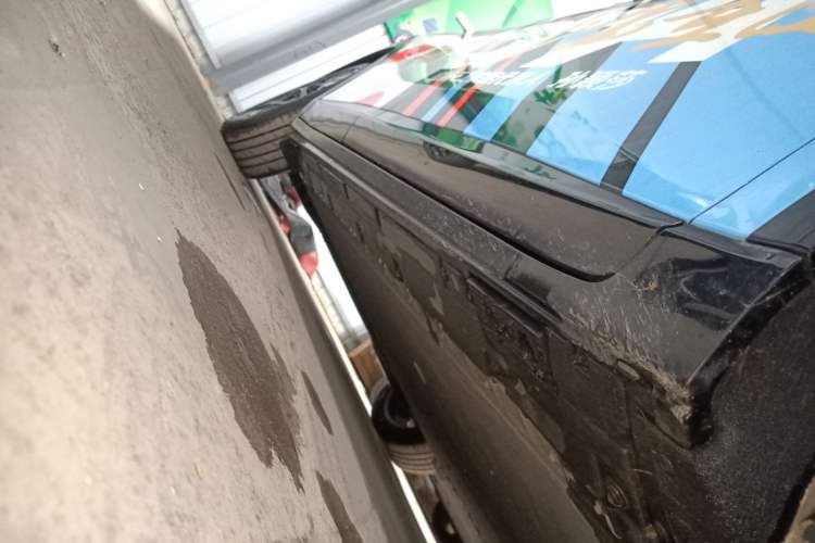 Used Hongqi Tiangong 06 2025 660 4x4 Smart Selection Edition Right Side Sill