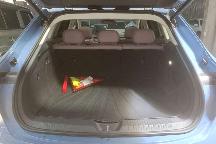 Used Hongqi Tiangong 06 2025 660 4x4 Smart Selection Edition Trunk