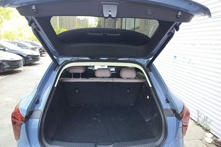 Used Hongqi Tiangong 06 2025 660 4x4 Smart Selection Edition Trunk