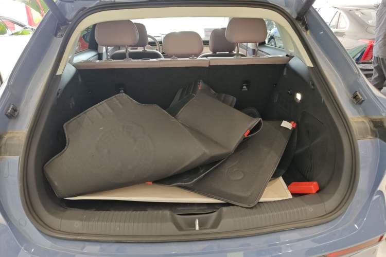 Used Hongqi Tiangong 06 2025 660 4x4 Smart Selection Edition Trunk
