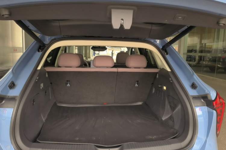 Used Hongqi Tiangong 06 2025 660 4x4 Smart Selection Edition Trunk
