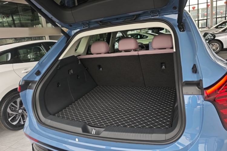 Used Hongqi Tiangong 06 2025 660 4x4 Smart Selection Edition Trunk