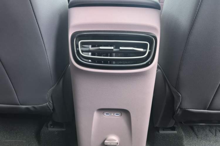 Used Hongqi Tiangong 06 2025 520 Smart Selection Edition Interior 5