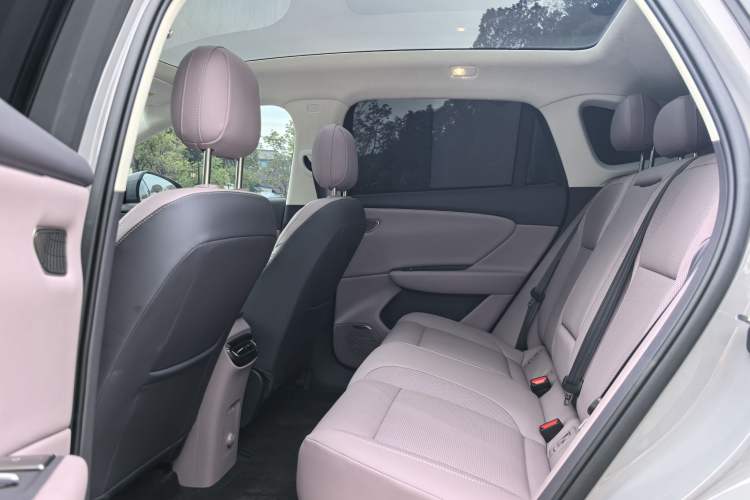 Used Hongqi Tiangong 06 2025 520 Smart Selection Edition Interior 7