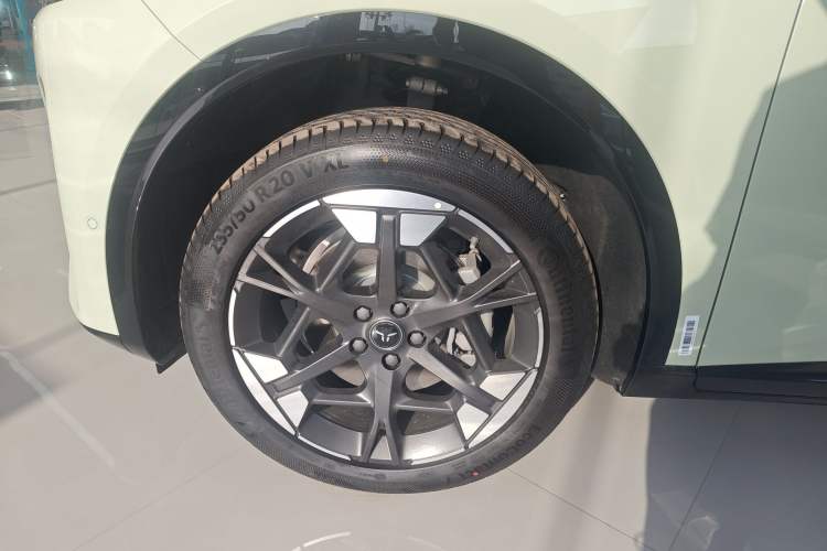 Used Hongqi Tiangong 06 2025 520 Smart Selection Edition Exterior 4