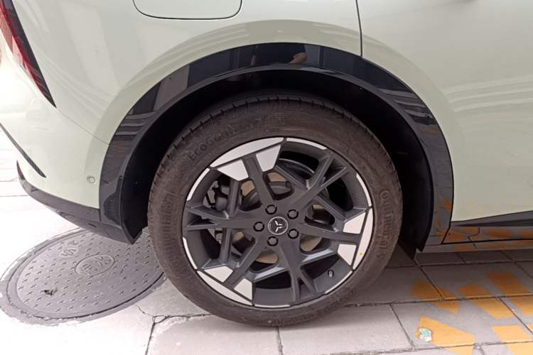 Used Hongqi Tiangong 06 2025 520 Smart Selection Edition Exterior 5