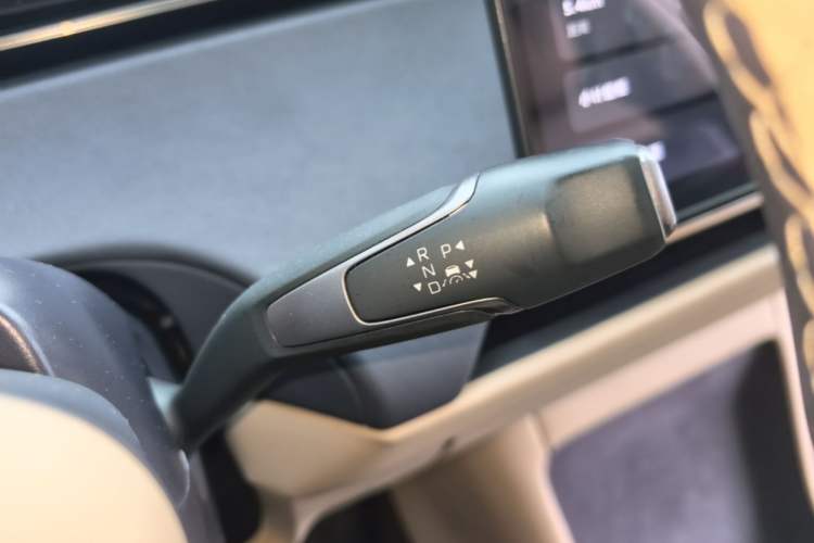 Used Hongqi Tiangong 06 2025 520 Smart Selection Edition Gear Lever