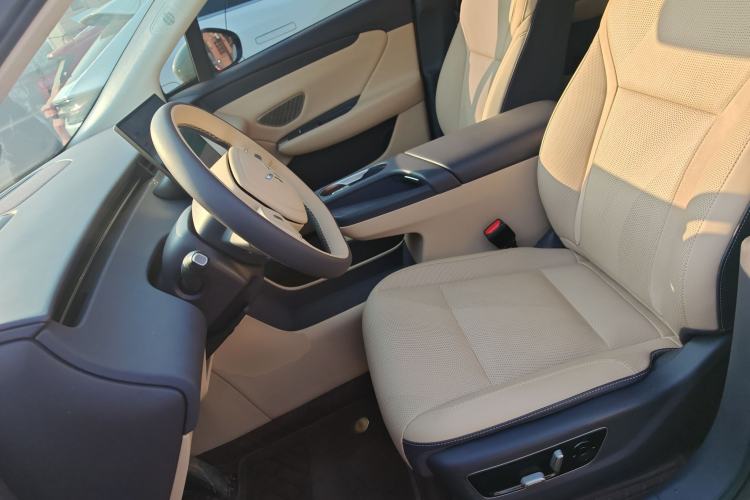 Used Hongqi Tiangong 06 2025 520 Smart Selection Edition Left Front Seat