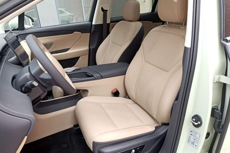 Used Hongqi Tiangong 06 2025 520 Smart Selection Edition Left Front Seat