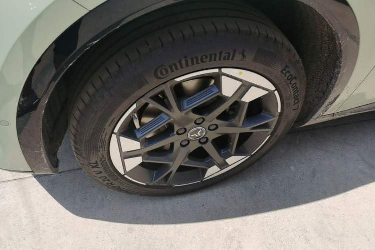 Used Hongqi Tiangong 06 2025 520 Smart Selection Edition Left Front Wheel Hub