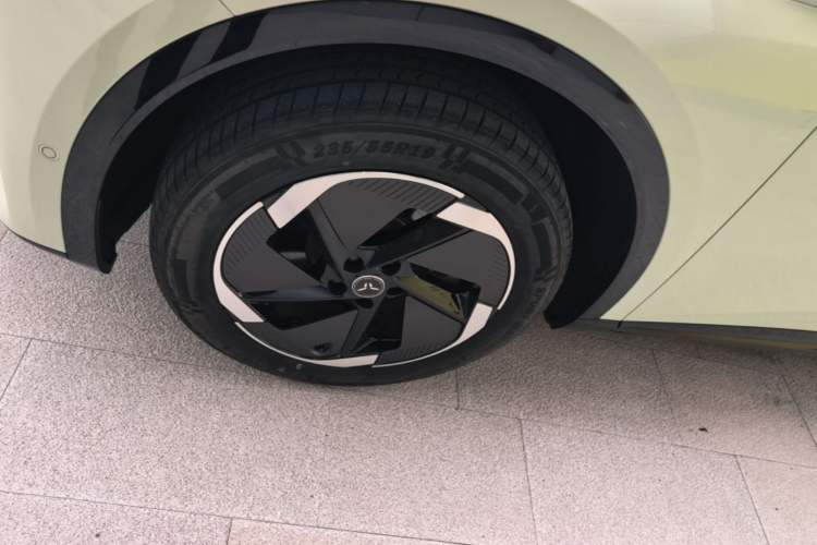 Used Hongqi Tiangong 06 2025 520 Smart Selection Edition Left Front Wheel Hub
