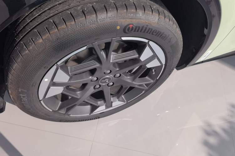 Used Hongqi Tiangong 06 2025 520 Smart Selection Edition Left Front Wheel Hub
