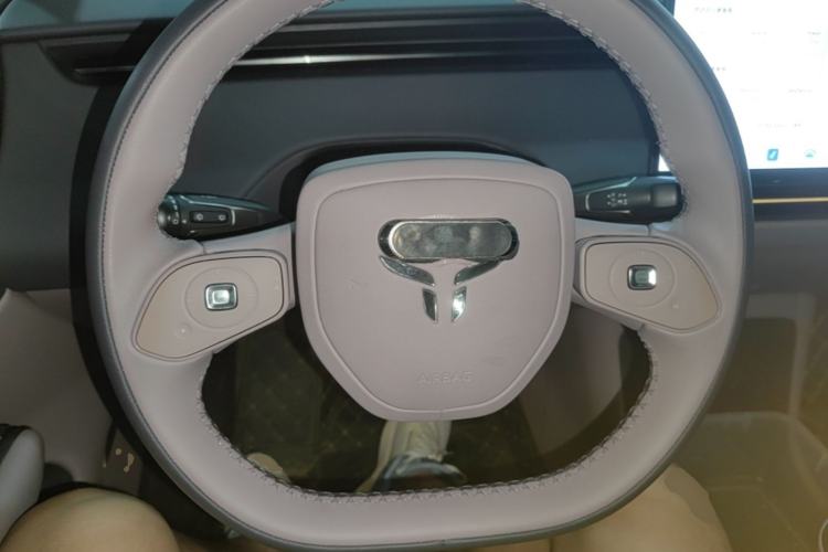 Used Hongqi Tiangong 06 2025 520 Smart Selection Edition Steering Wheel