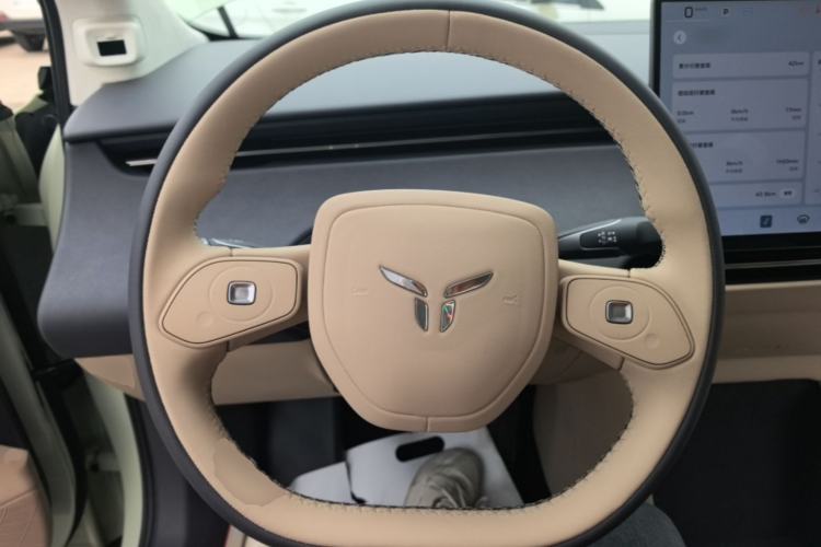 Used Hongqi Tiangong 06 2025 520 Smart Selection Edition Steering Wheel