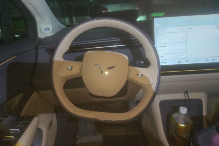 Used Hongqi Tiangong 06 2025 520 Smart Selection Edition Steering Wheel