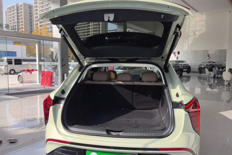 Used Hongqi Tiangong 06 2025 520 Smart Selection Edition Trunk