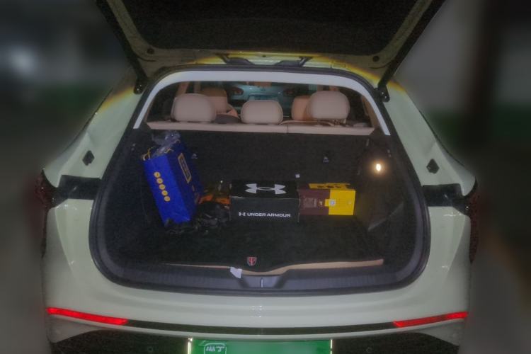 Used Hongqi Tiangong 06 2025 520 Smart Selection Edition Trunk