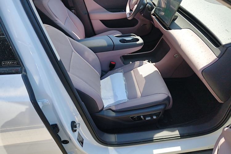 Used Hongqi Tiangong 06 2025 520 Right Front Seat