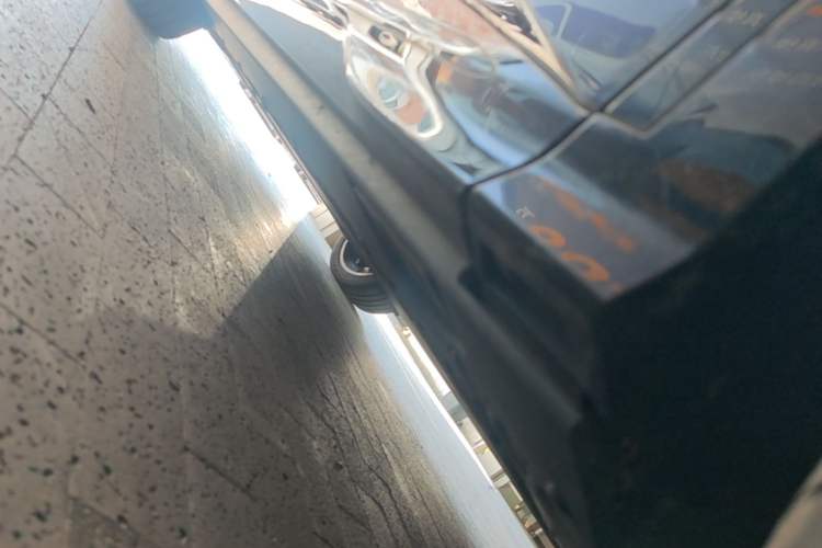 Used Hongqi Tiangong 08  Chassis Front Right